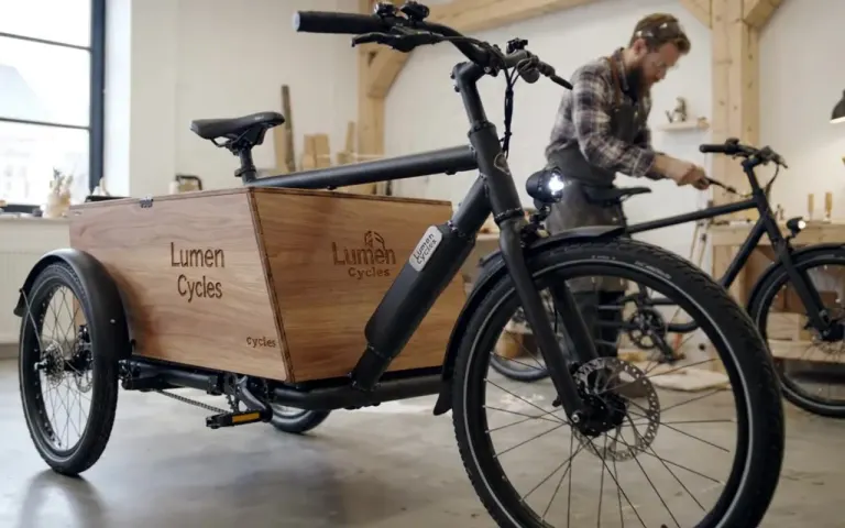 Veo 3.1 Lite: Ad for a cargo bike workshop (video models)